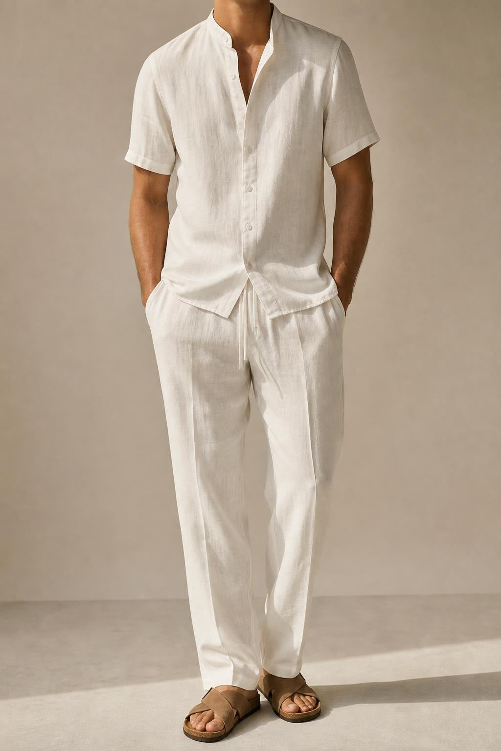 Conjunto Bruno de camisa y pantalón de lino blanco roto